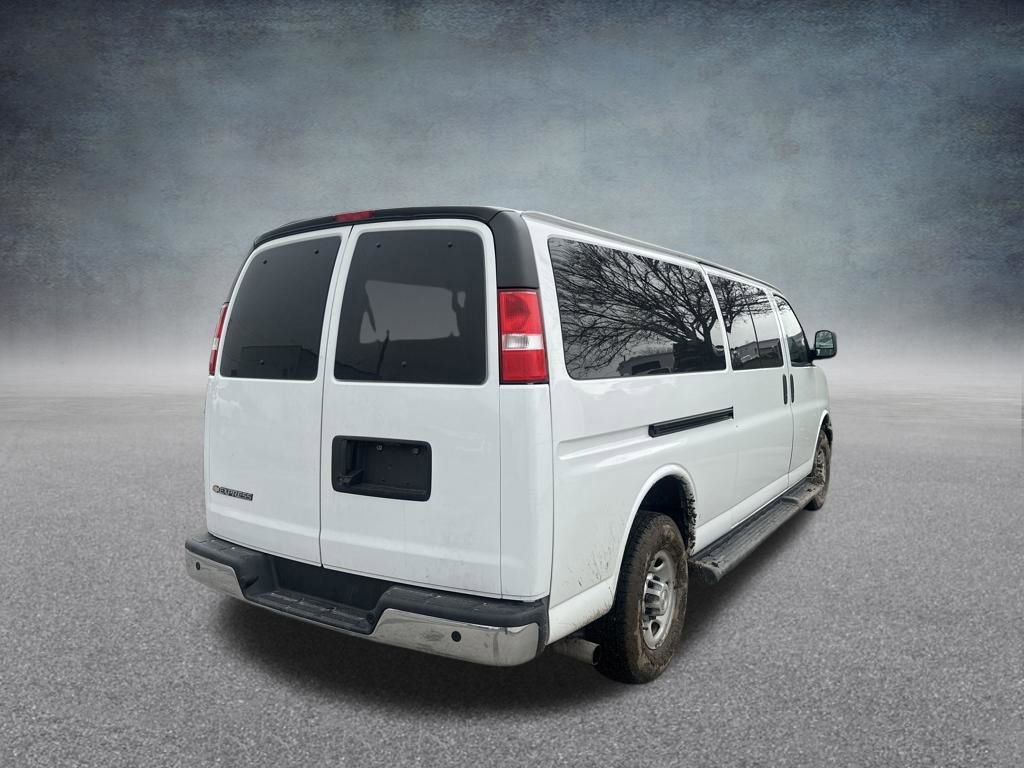 Used 2023 Chevrolet Express 3500 LT w/ LT Preferred Equipment Group RWD image 38