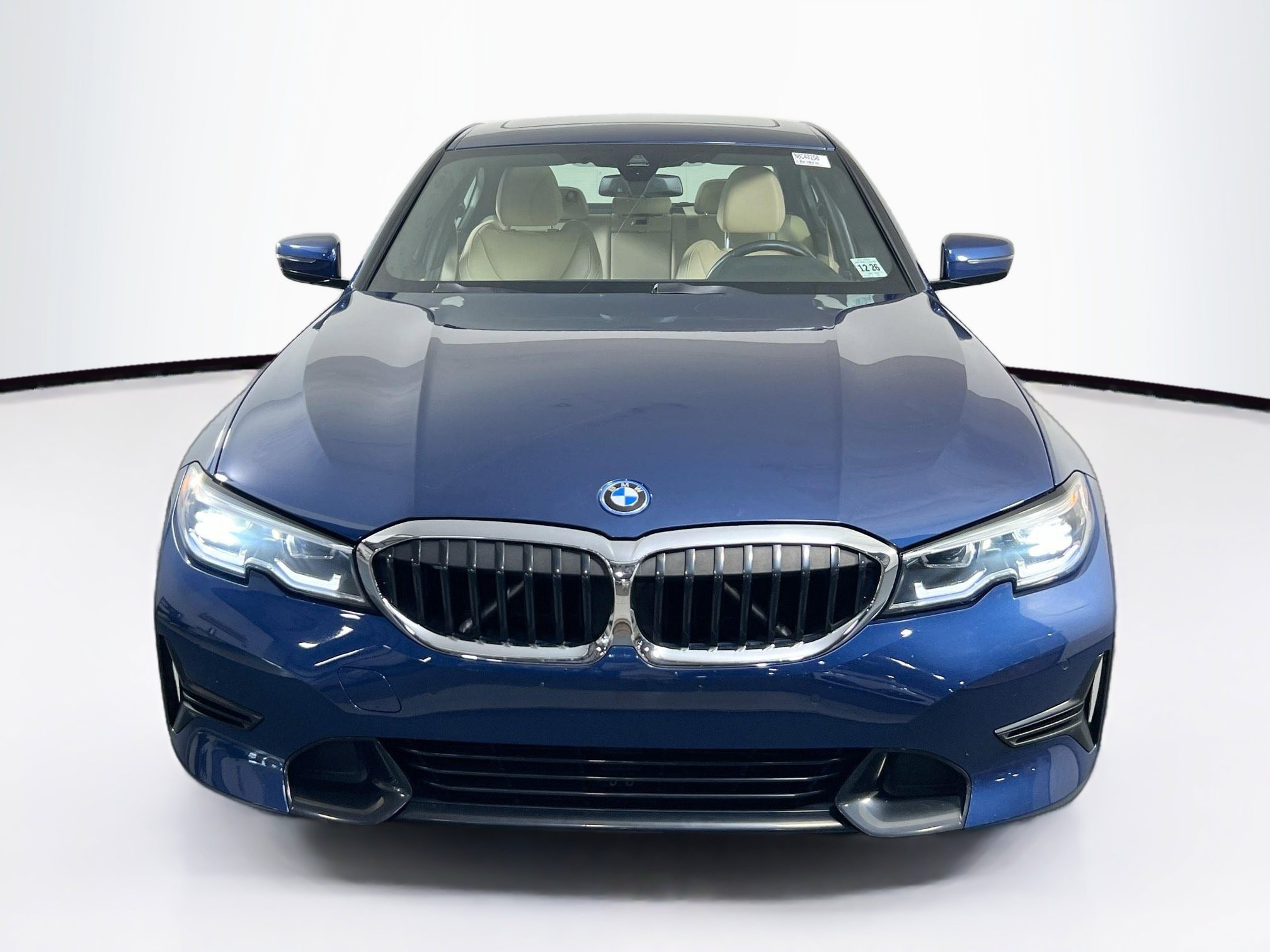 Used 2022 BMW 330e xDrive w/ Driving Assistance Package image 2