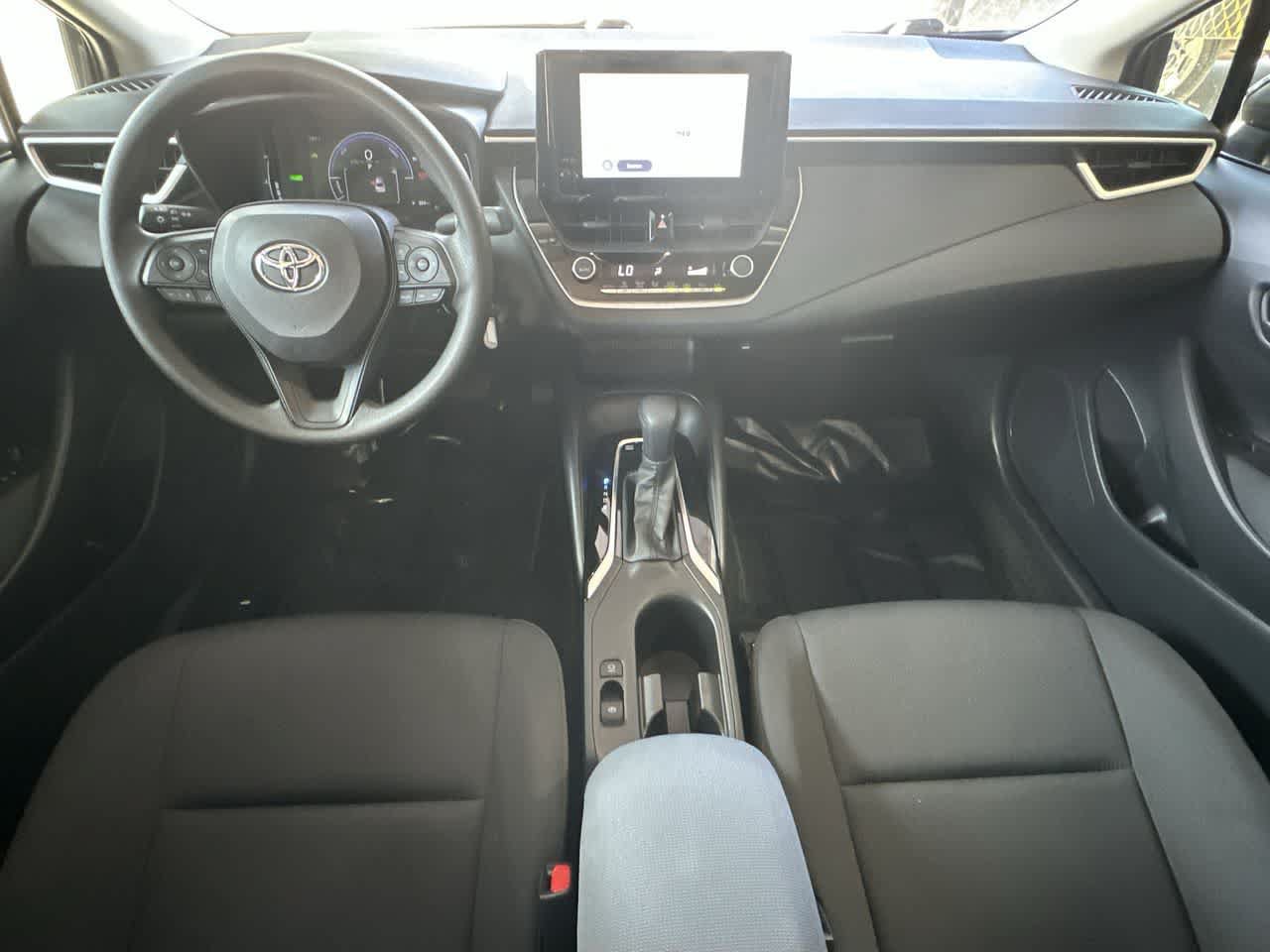 Used 2026 Toyota Corolla LE FWD image 24