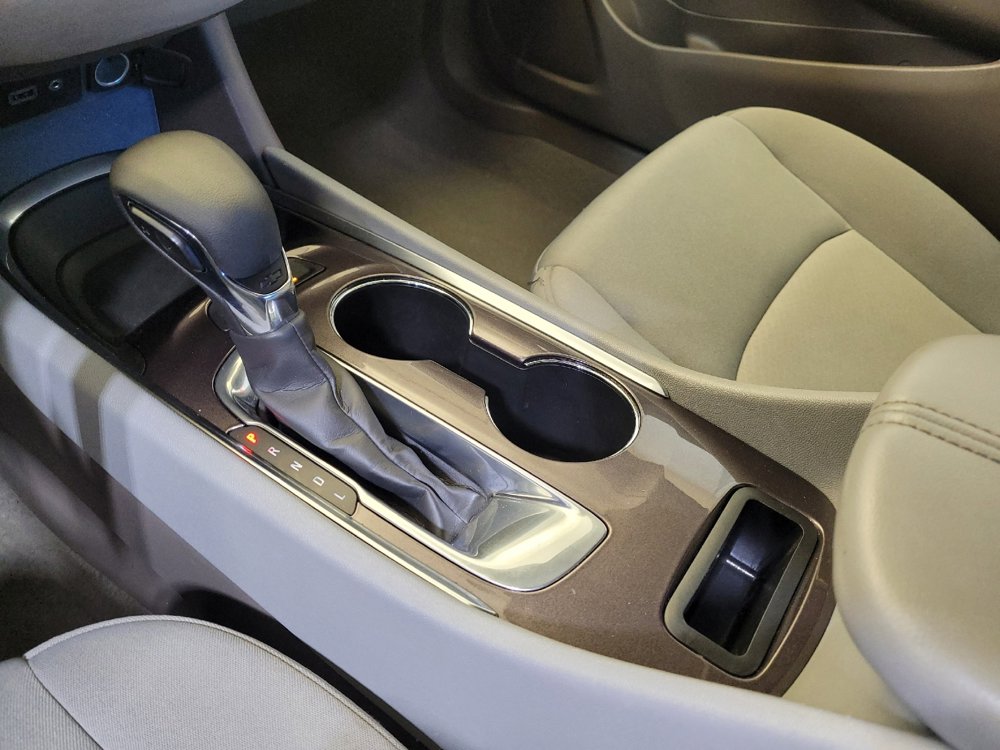 Used 2021 Chevrolet Malibu LT image 26