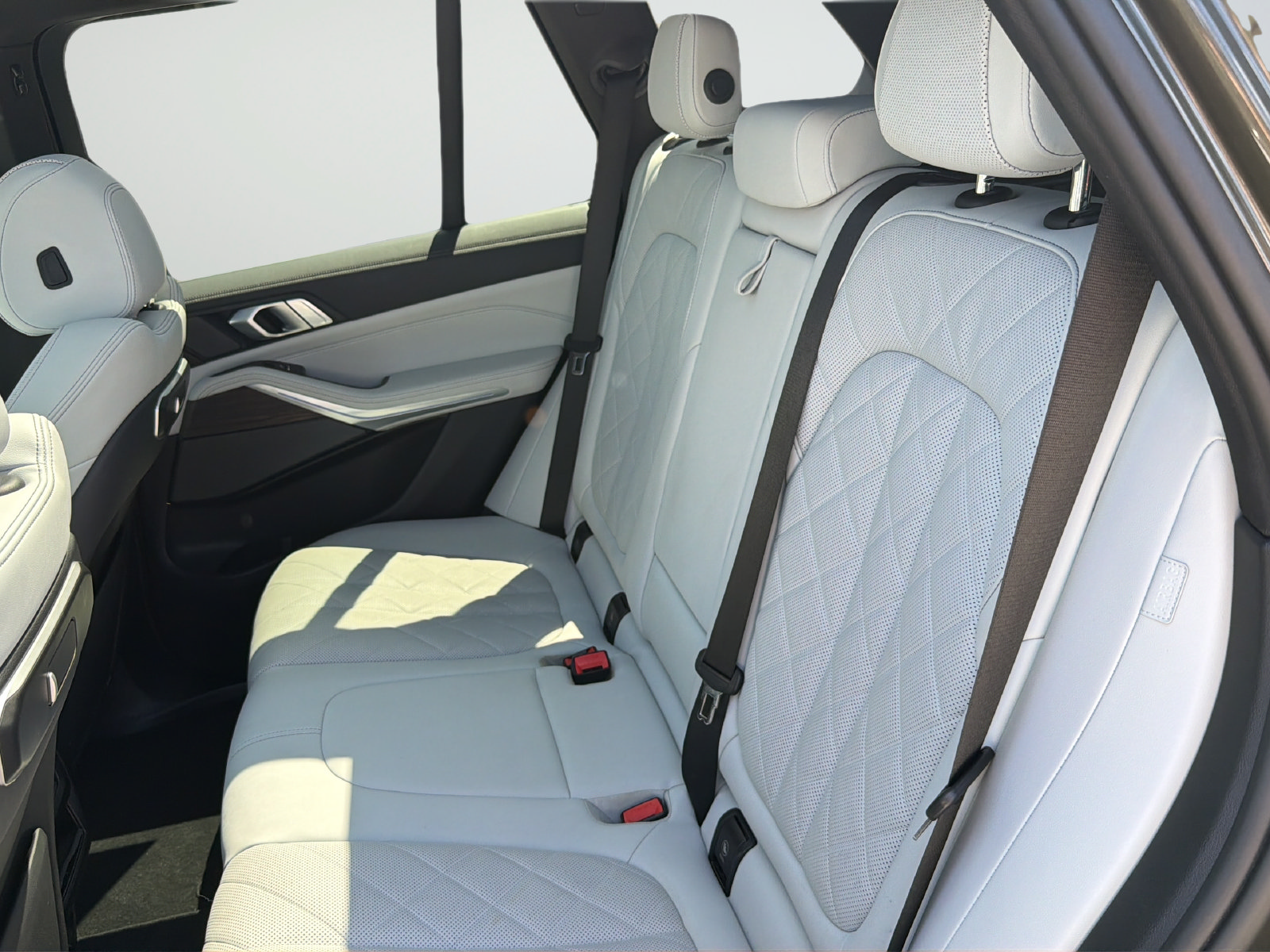 Used 2024 BMW X5 sDrive40i w/ Premium Package RWD image 33
