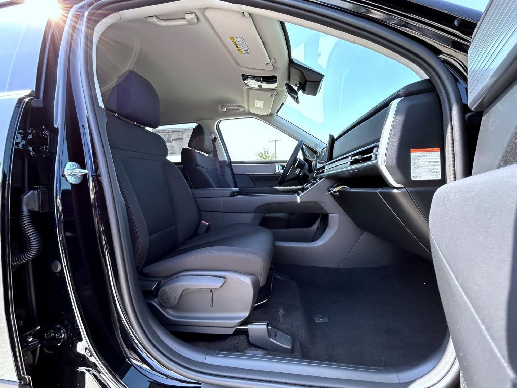New 2026 Hyundai Santa Fe SE AWD/4WD image 15