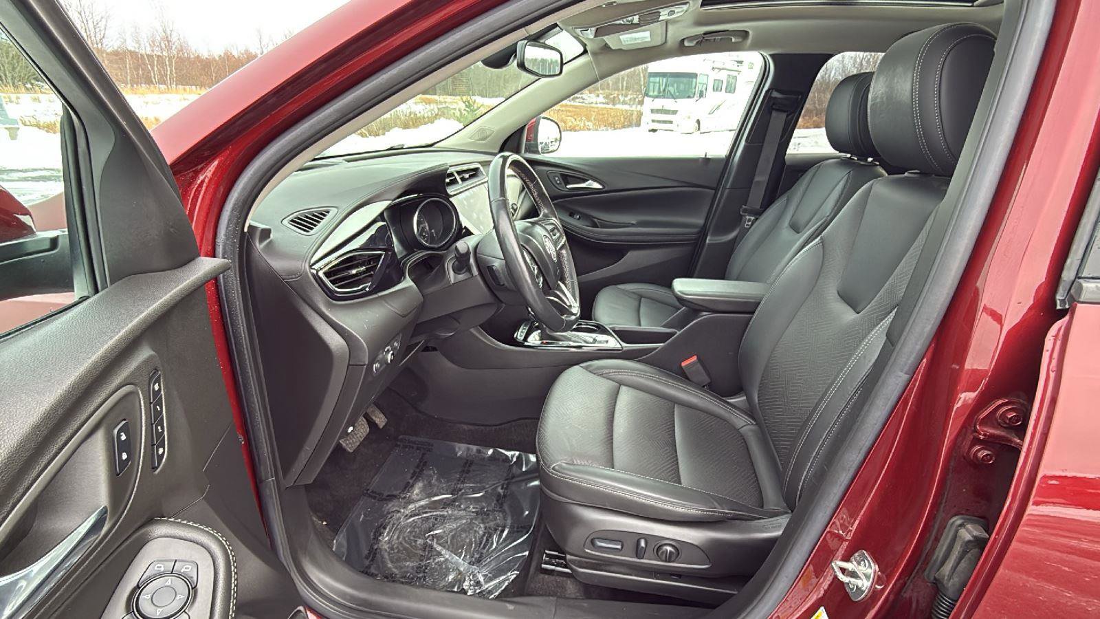 Used 2022 Buick Encore GX Essence w/ Experience Buick Package image 24