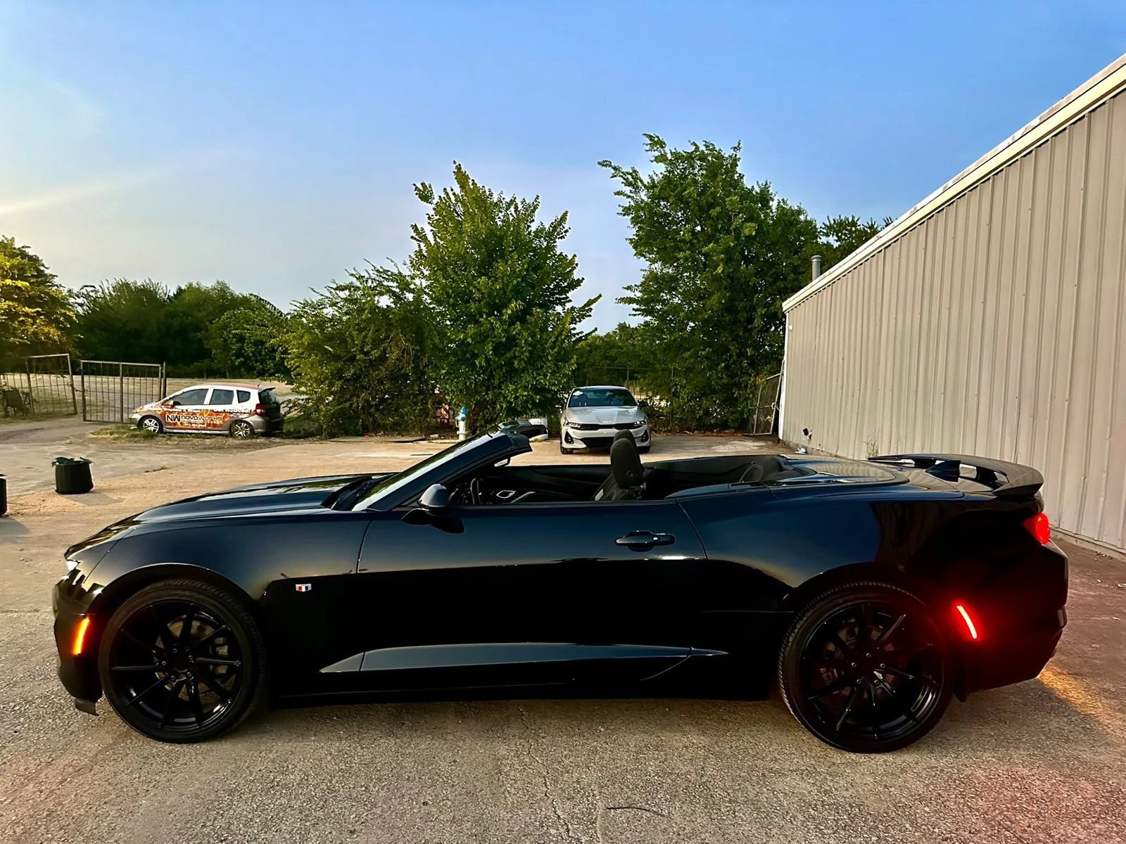 Used 2019 Chevrolet Camaro LT RWD image 2