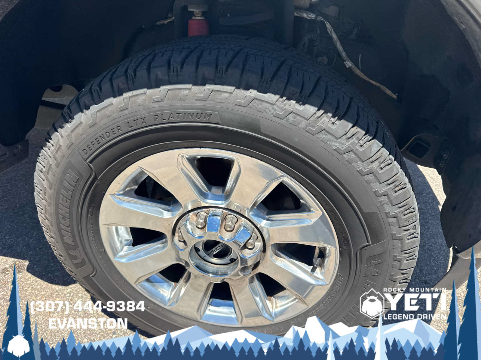 Used 2017 Ford F250 Platinum w/ Platinum Ultimate Package AWD/4WD image 9