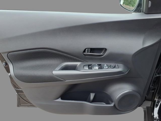 Certified 2025 Nissan Kicks Play S image 16