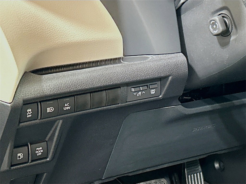 New 2026 Toyota Sienna Limited image 8