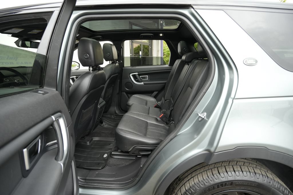 Used 2019 Land Rover Discovery Sport AWD/4WD image 27