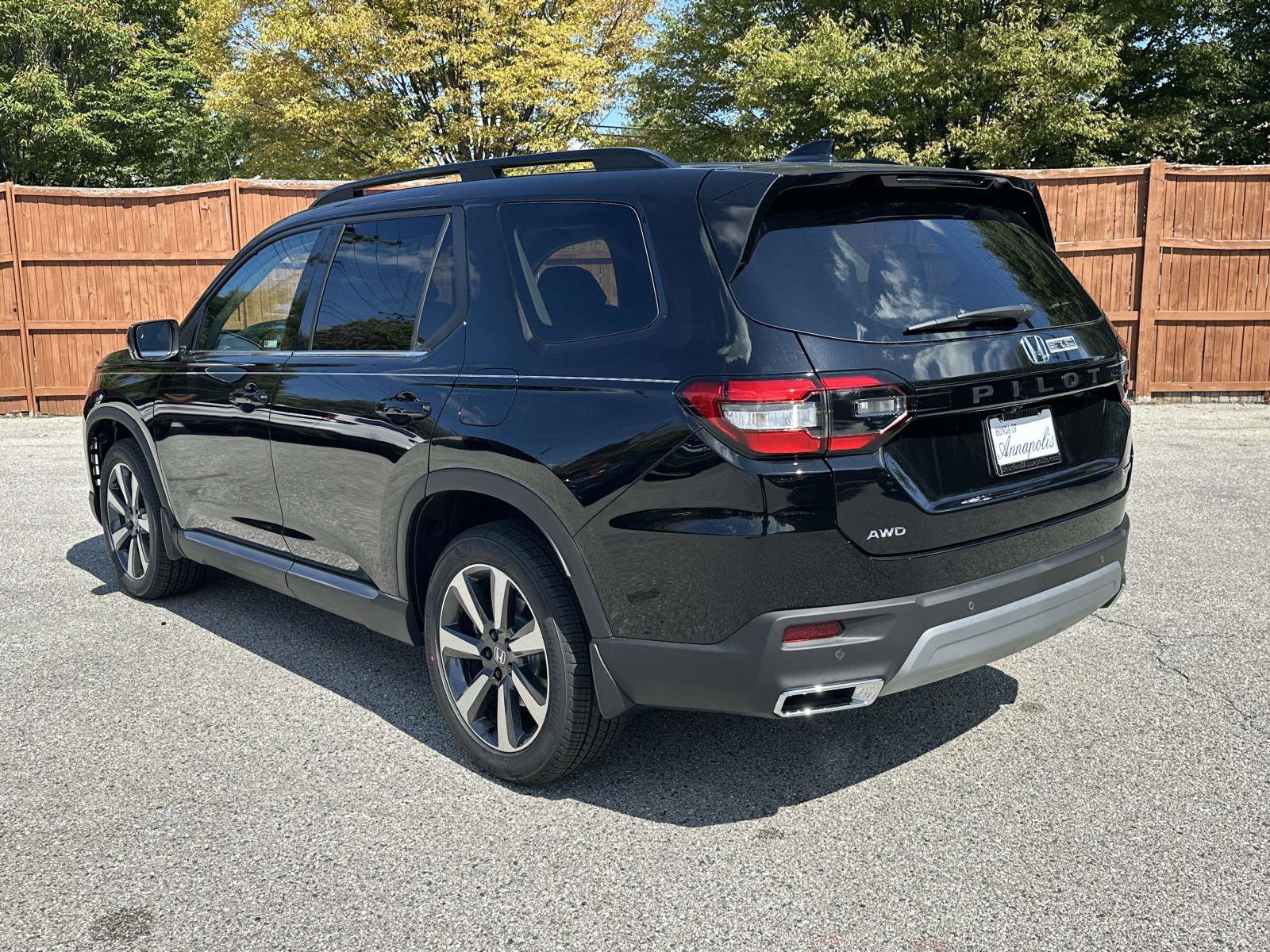 New 2025 Honda Pilot Touring image 28