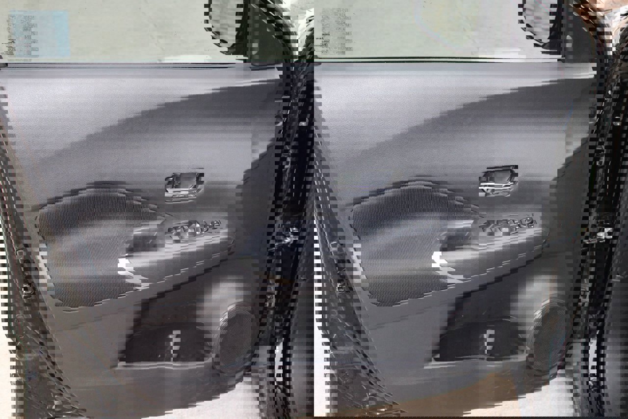 Used 2024 Nissan Kicks SV image 19