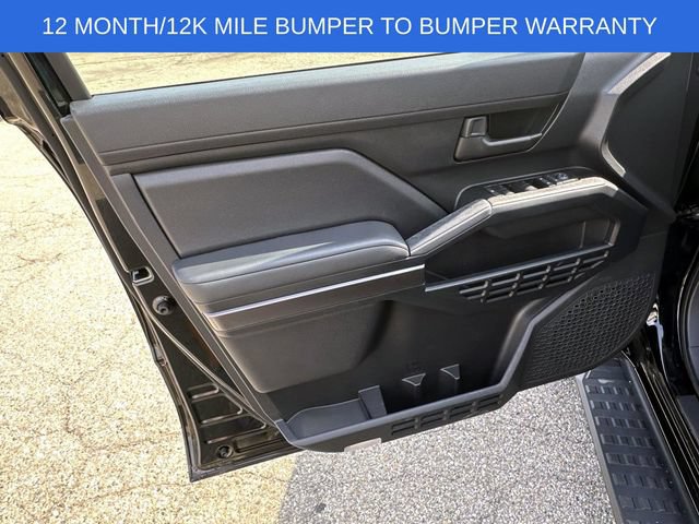 Used 2025 Toyota 4Runner SR5 AWD/4WD image 14