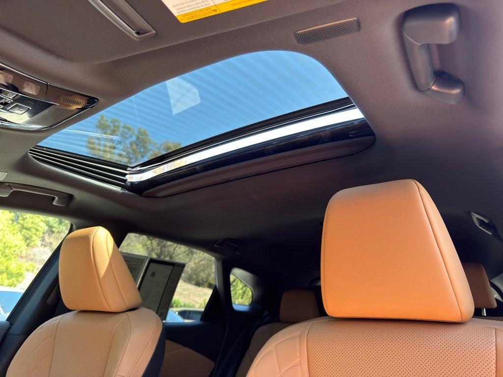 Certified 2025 Lexus RX 350 Premium w/ Convenience Package FWD image 13