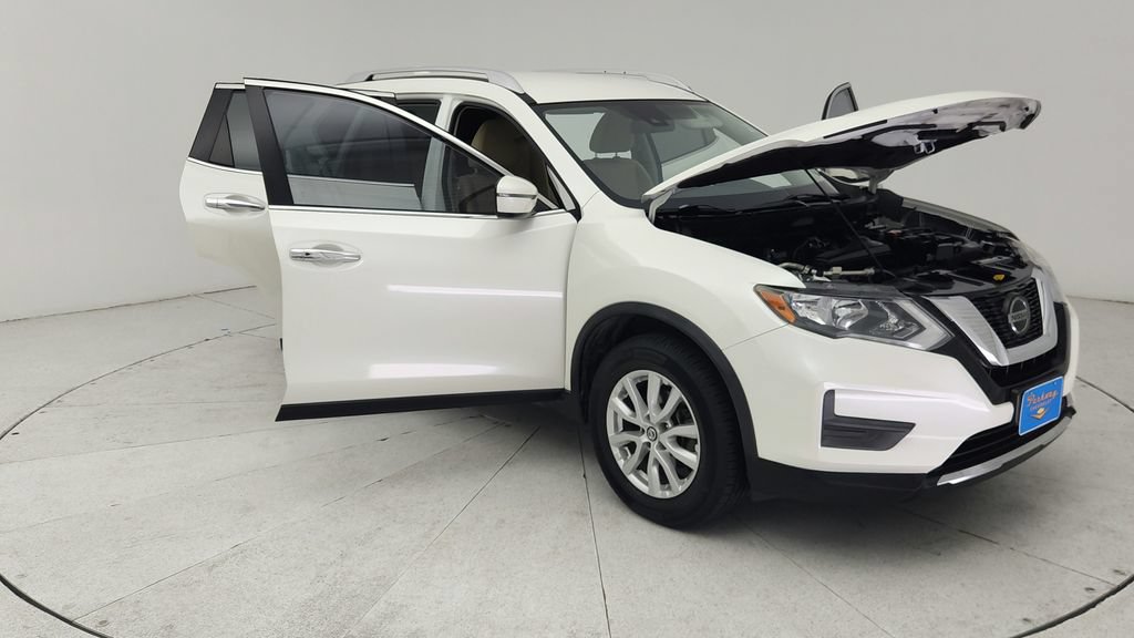 Used 2020 Nissan Rogue SV FWD image 9