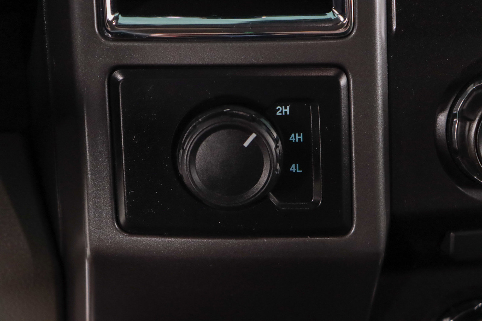 Used 2015 Ford F150 XLT image 20