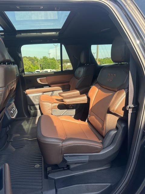 Used 2025 Ford Expedition Max King Ranch AWD/4WD image 11