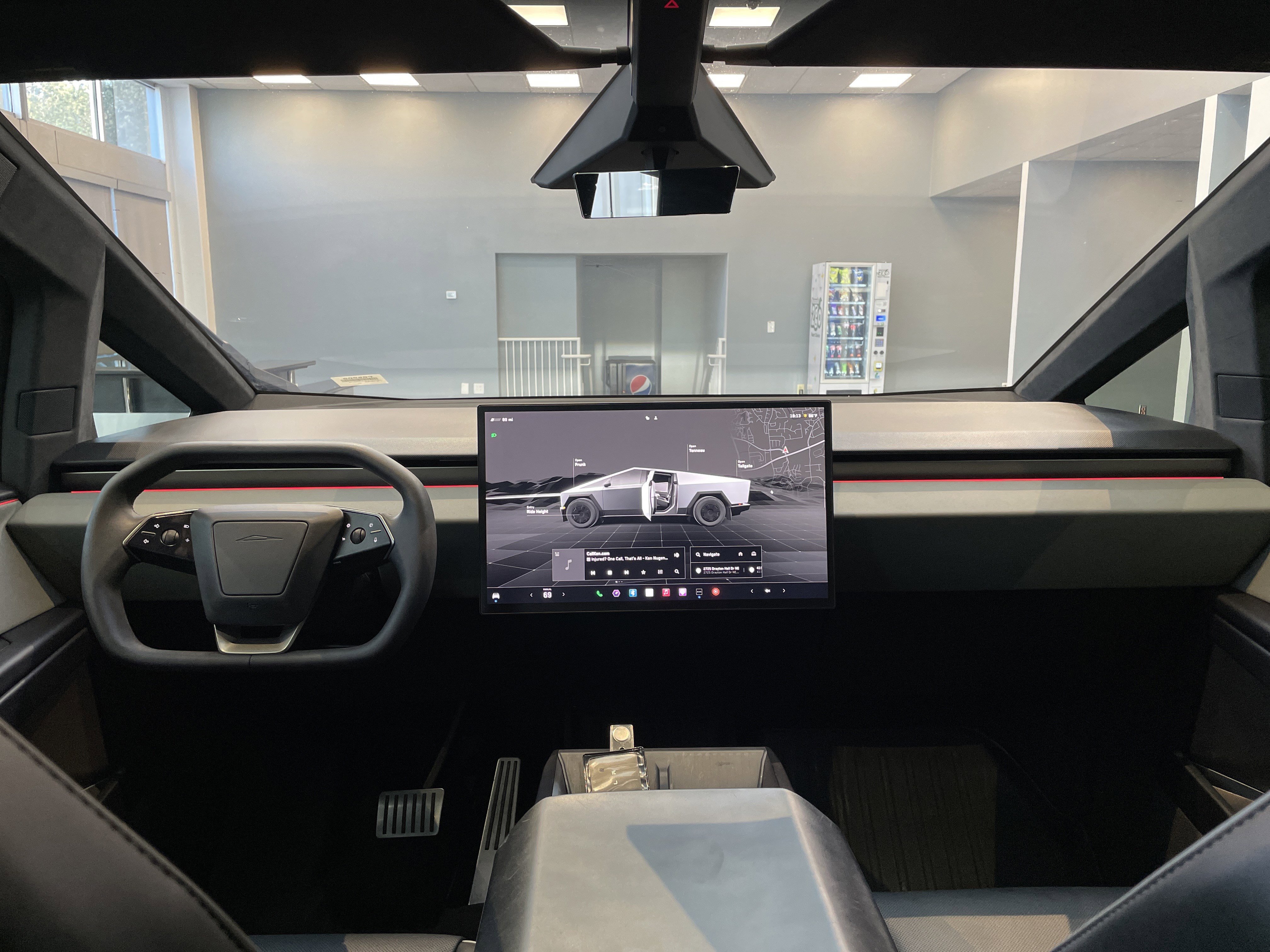Used 2025 Tesla Cybertruck AWD Crew Cab image 32