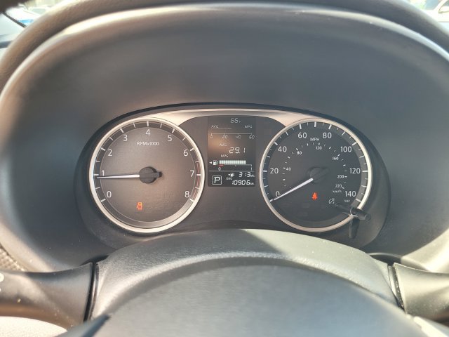 Certified 2025 Nissan Kicks Play S FWD image 29