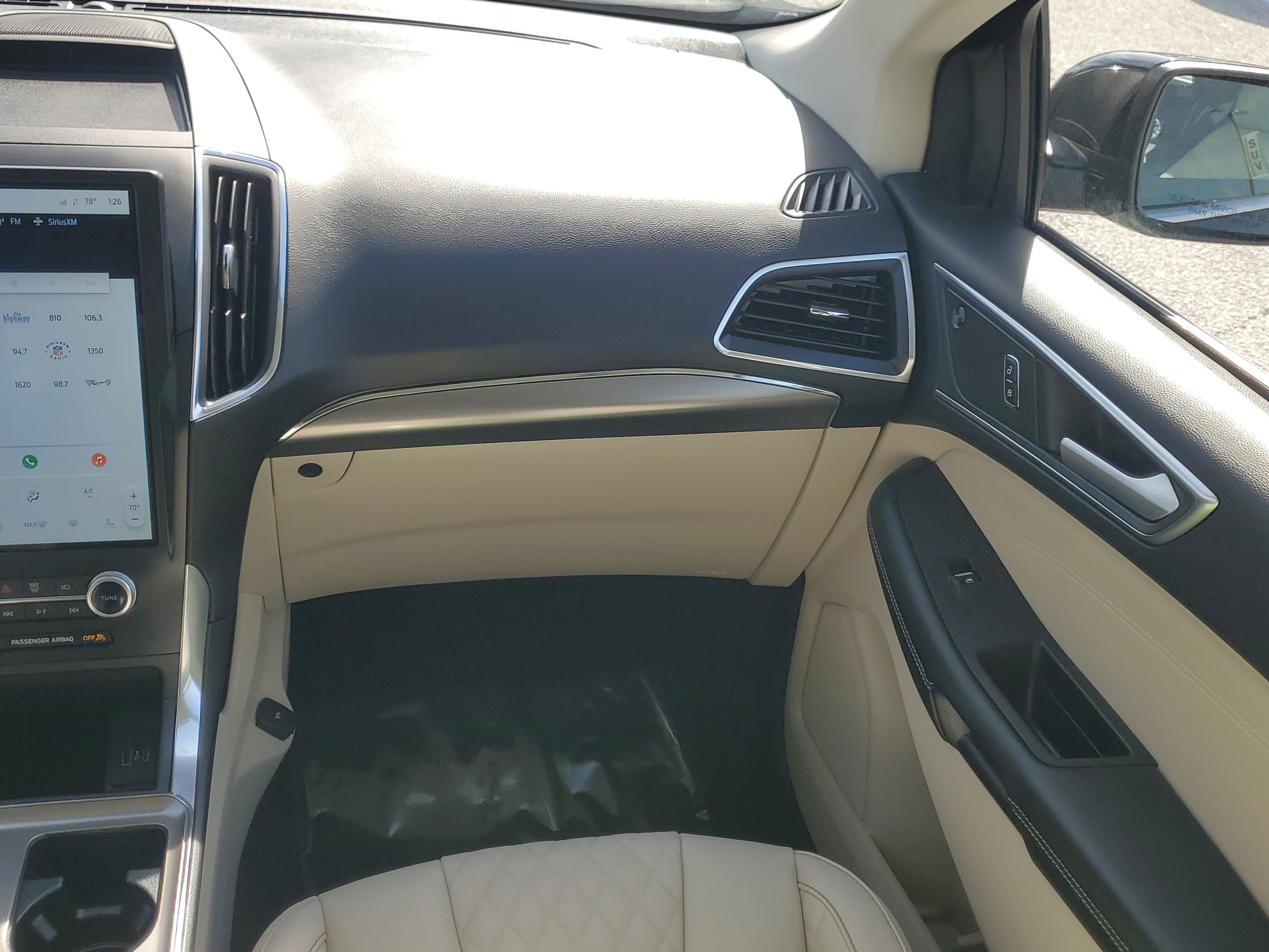 Certified 2024 Ford Edge Titanium image 17