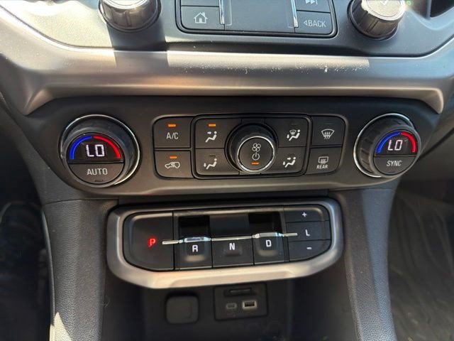 Used 2021 GMC Acadia AT4 w/ Trailering Package AWD/4WD image 19