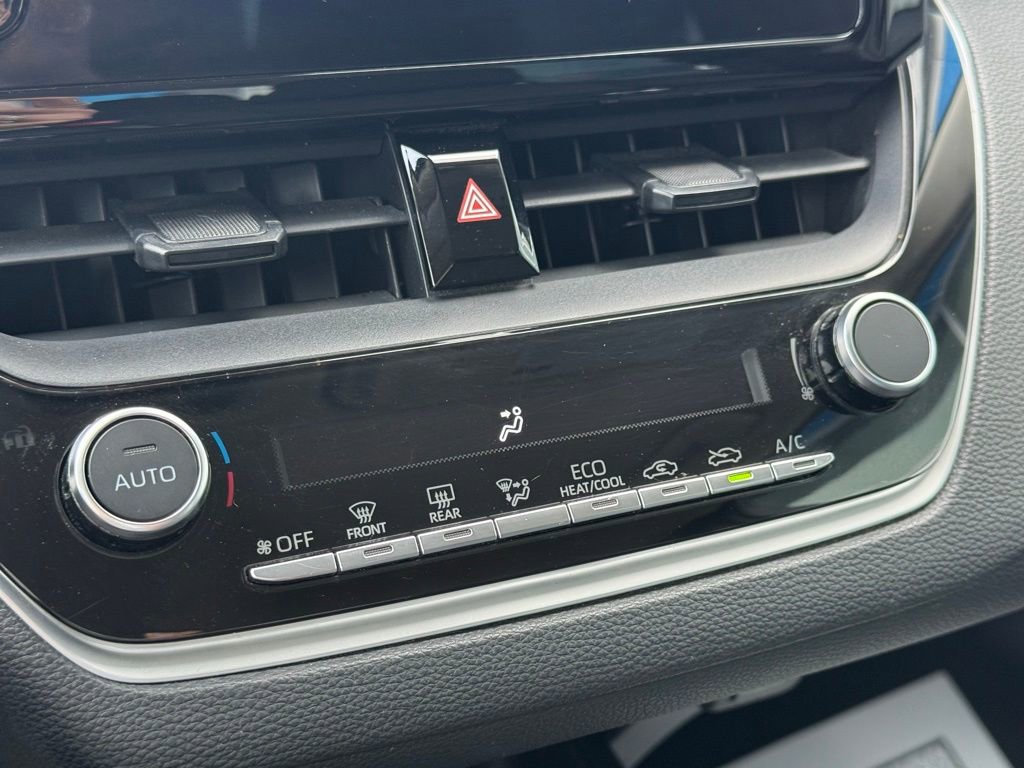 Used 2023 Toyota Corolla LE image 13