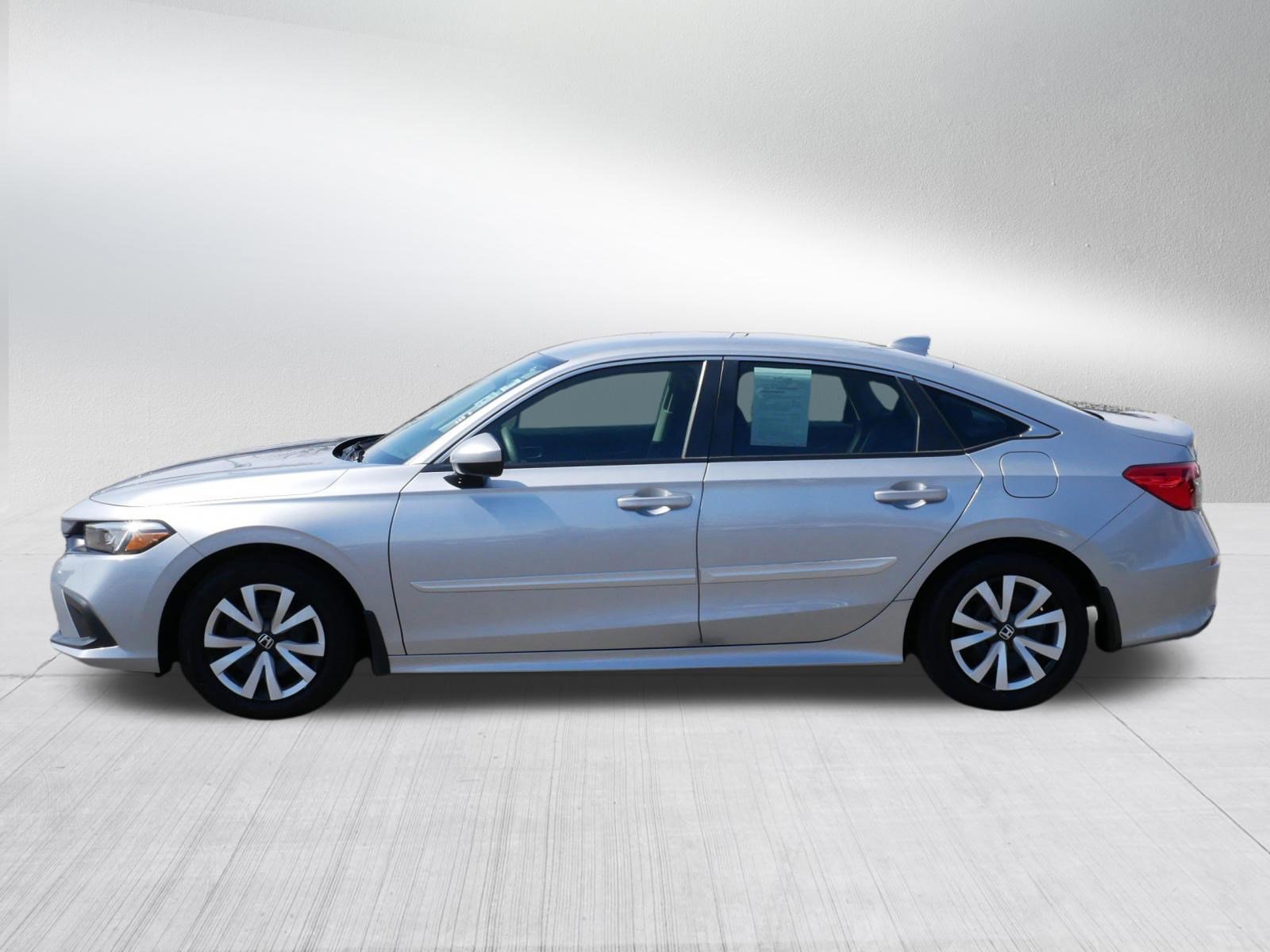 Used 2023 Honda Civic LX image 4