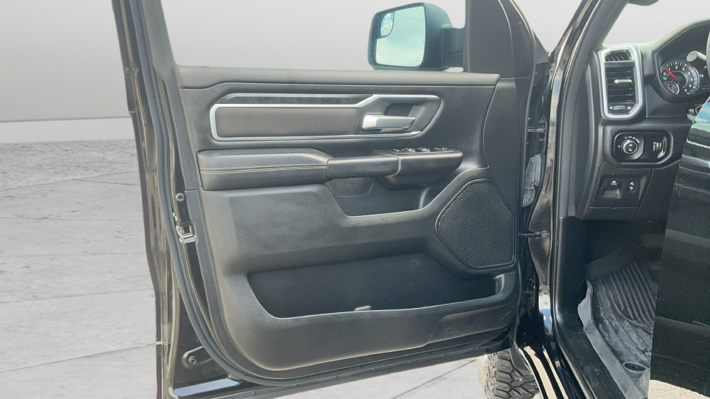 Used 2023 RAM 1500 Big Horn AWD/4WD image 18