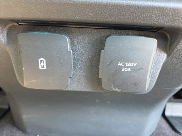 Certified 2021 Ford F150 Platinum w/ Equipment Group 701A High AWD/4WD image 24