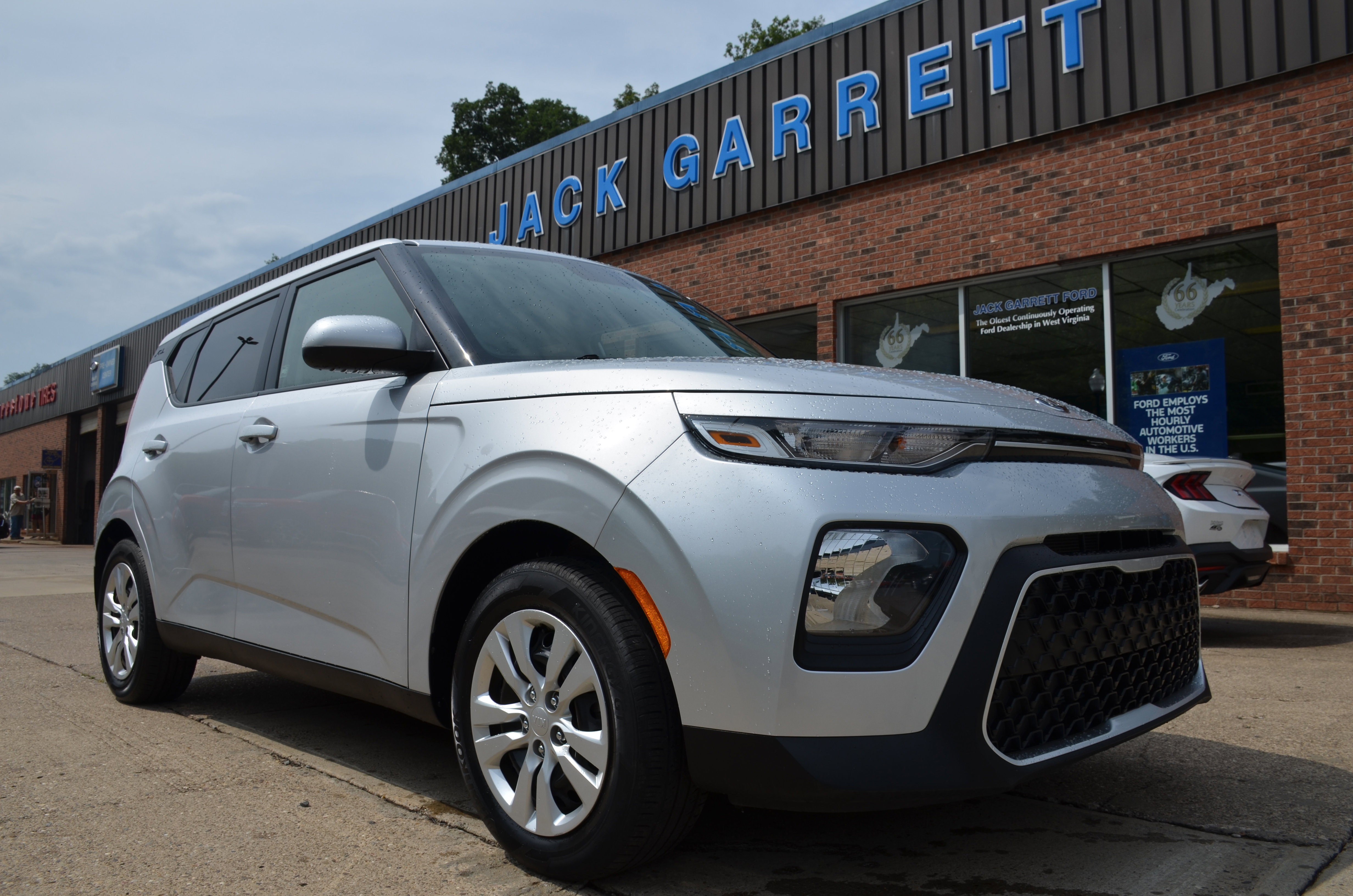 Used 2020 Kia Soul LX image 1