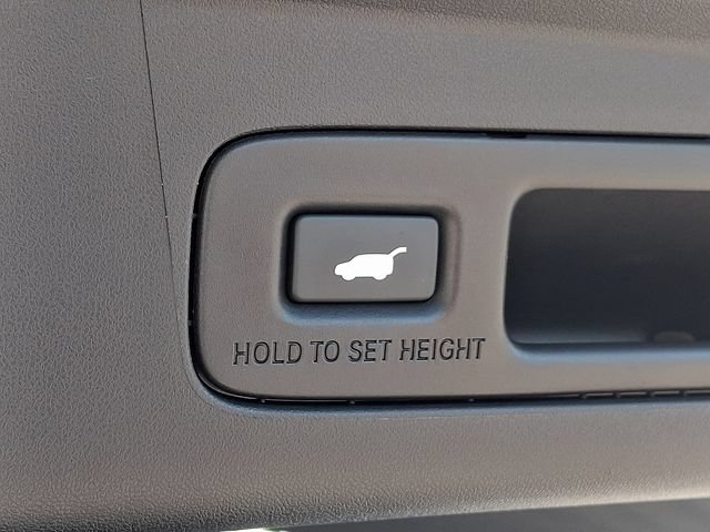 Used 2025 Acura ADX FWD image 33