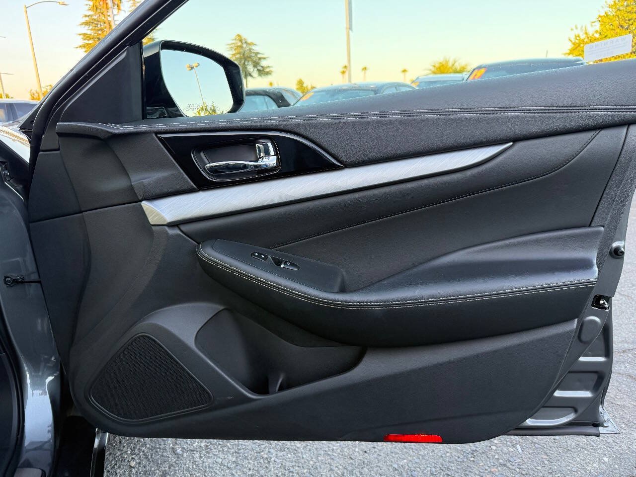 Used 2017 Nissan Maxima 3.5 SV FWD image 14