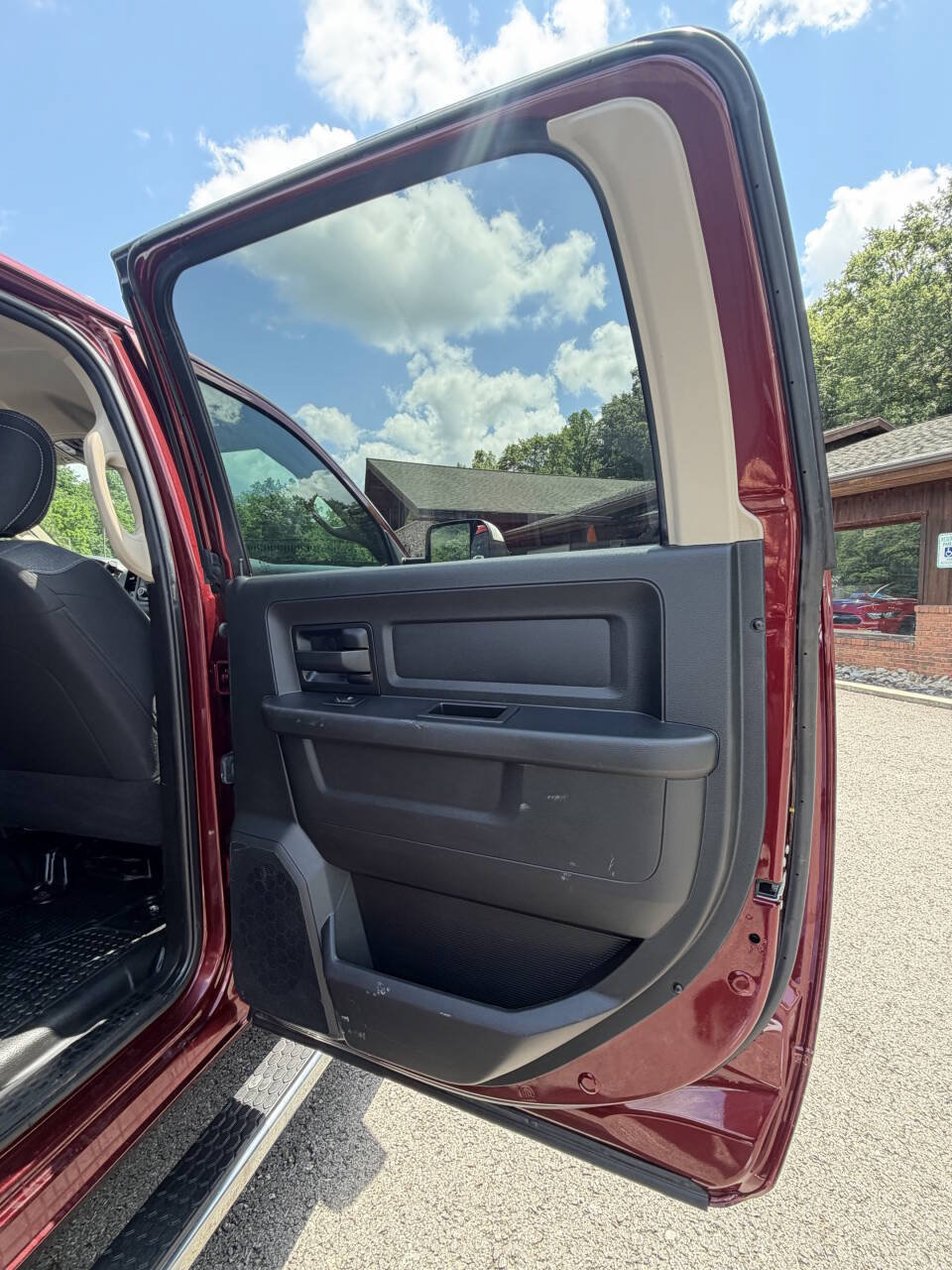 Used 2020 RAM 5500 Tradesman w/ Chrome Appearance Group AWD/4WD image 38