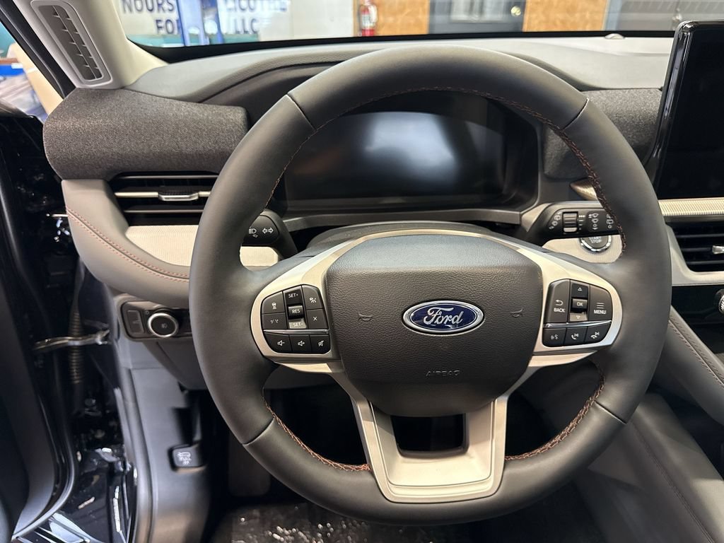 New 2026 Ford Explorer Active w/ Active Comfort Package AWD/4WD image 11
