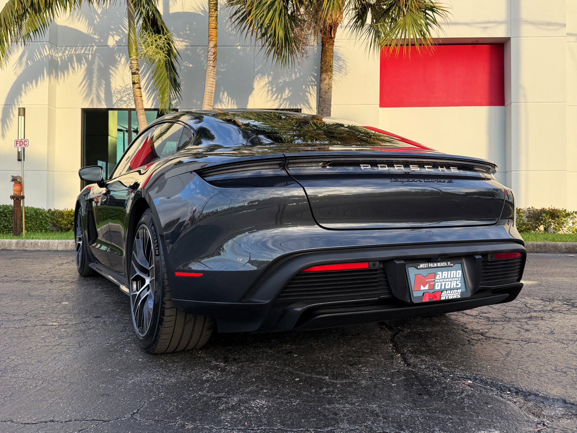 Used 2020 Porsche Taycan Turbo S image 18