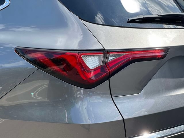 Used 2024 Acura MDX w/ Advance Package AWD/4WD image 16