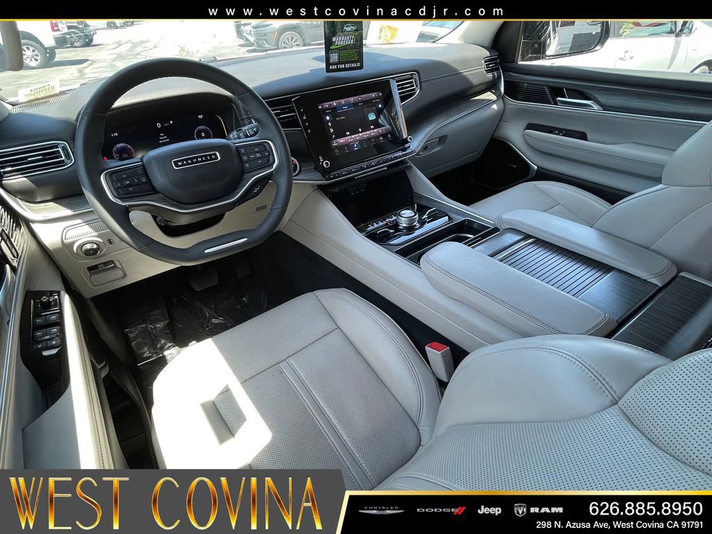 Used 2024 Jeep Wagoneer L Series III w/ Flexible Seating Group AWD/4WD image 25