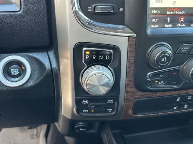Used 2018 RAM 1500 Laramie w/ Convenience Group AWD/4WD image 28