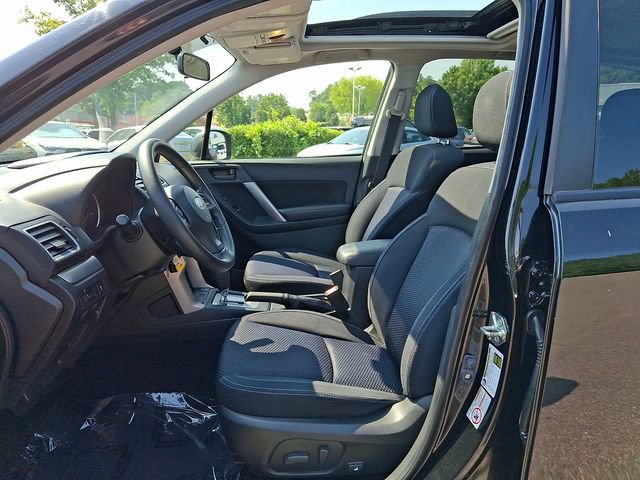 Used 2016 Subaru Forester 2.5i Premium w/ All-Weather Package AWD/4WD image 15