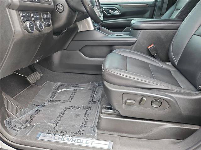 Used 2022 Chevrolet Suburban Z71 w/ Luxury Package AWD/4WD image 15