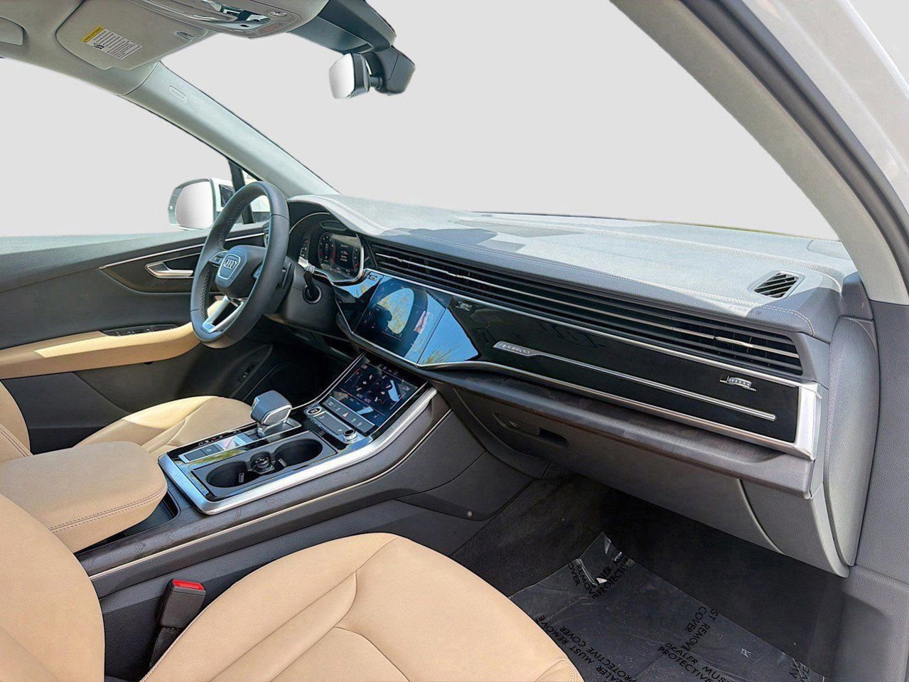 Used 2025 Audi Q7 3.0T Premium AWD/4WD image 16