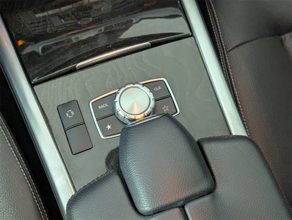 Used 2014 Mercedes-Benz E 350 Sedan image 21