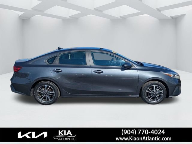 Used 2024 Kia Forte LXS image 2