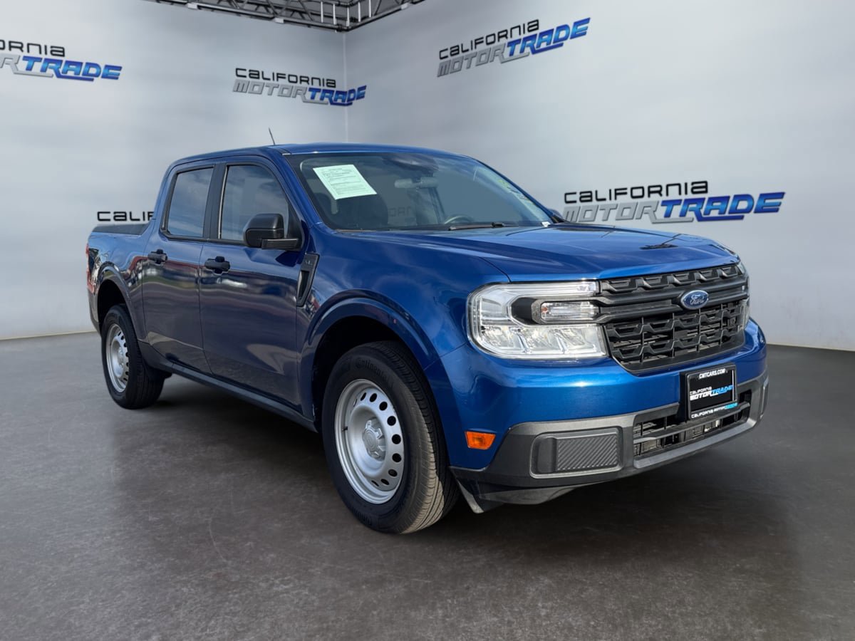 Used 2024 Ford Maverick XL image 3