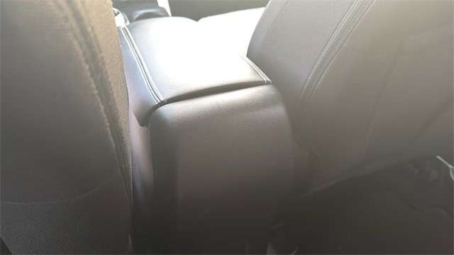 Used 2022 Ford Escape SE image 21