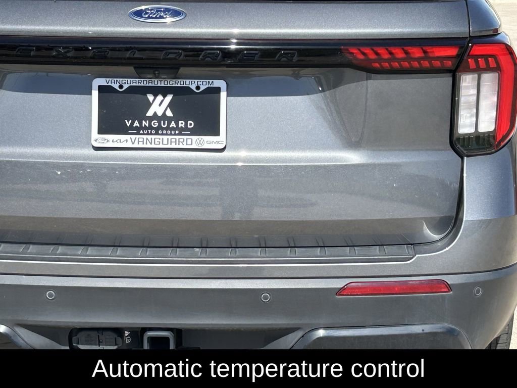 Used 2025 Ford Explorer ST-Line RWD image 9