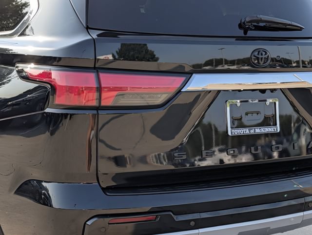 Certified 2023 Toyota Sequoia Limited w/ Tow Technology Package AWD/4WD image 8