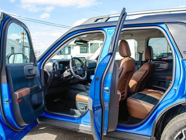 New 2025 Ford Bronco Sport Outer Banks w/ Outer Banks Tech Package+ AWD/4WD image 8