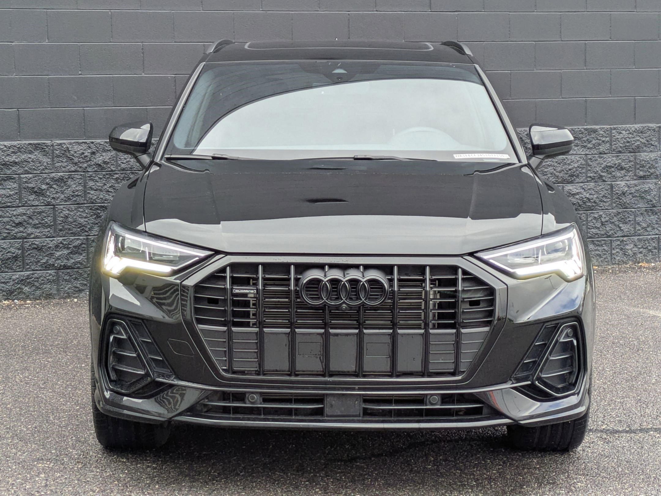 Certified 2025 Audi Q3 2.0T Premium Plus w/ Premium Plus Package image 2
