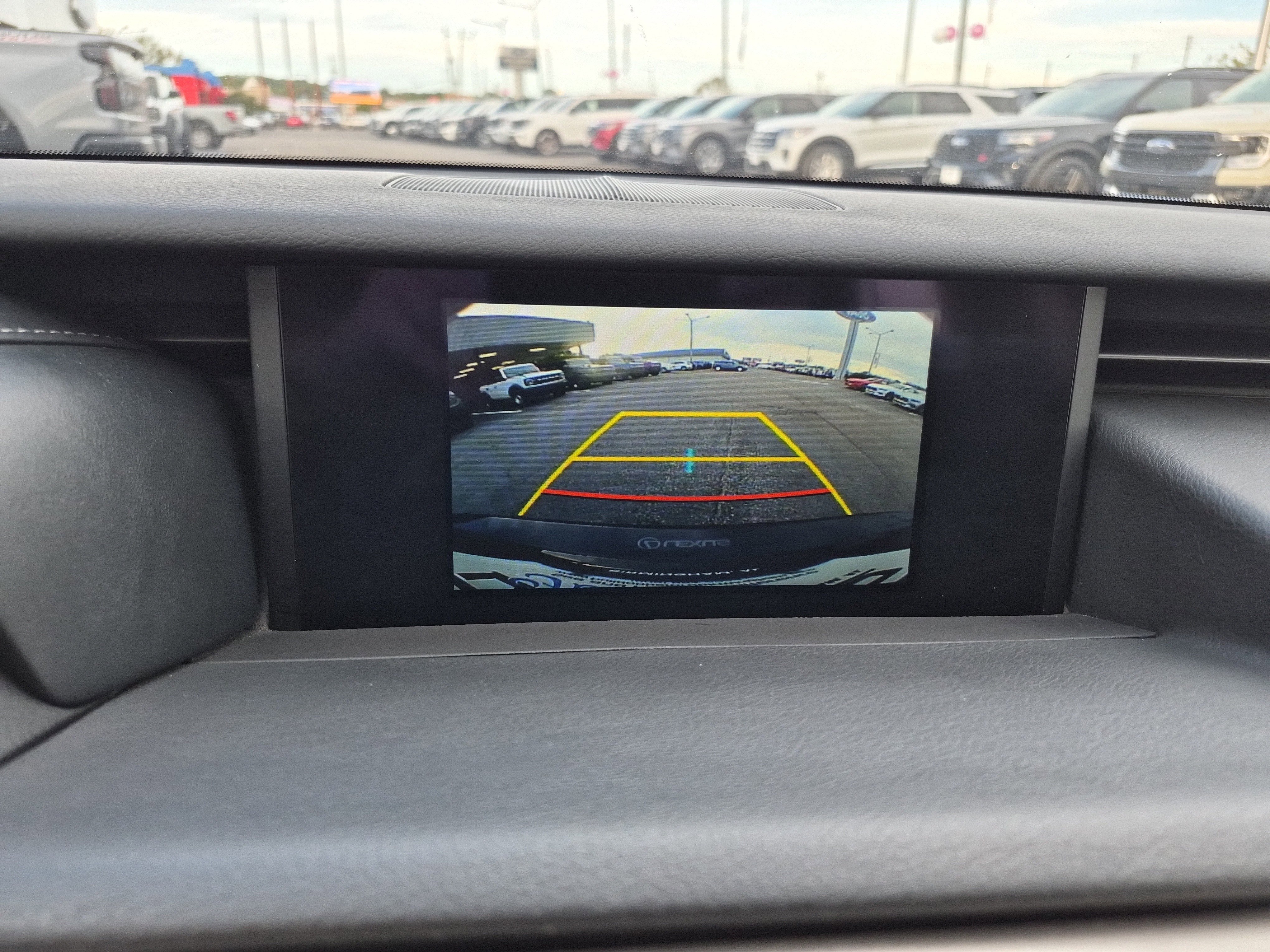 Used 2020 Lexus IS 300 image 37