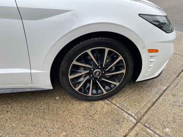 Used 2021 Hyundai Sonata Limited image 17