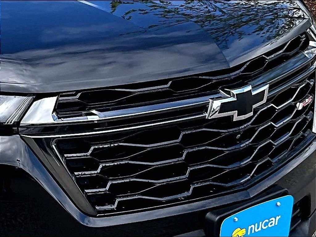 Used 2023 Chevrolet Traverse RS w/ LPO, Floor Liner Package AWD/4WD image 31